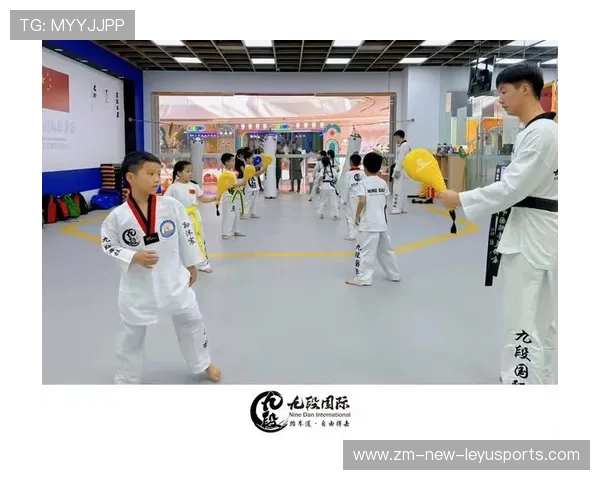 跆拳道学院推动青少年训练营的品牌化运营与质量监控，跆拳道馆运营